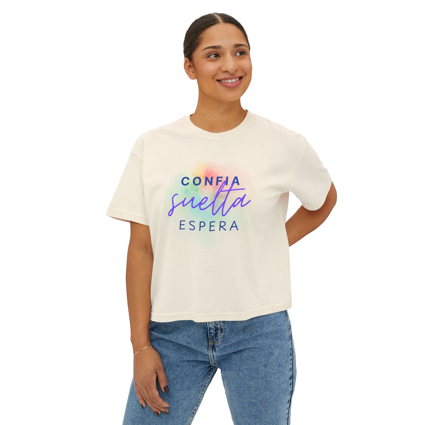 Women's Boxy Tee - "Confia T-Shirt" with Inspirational Design